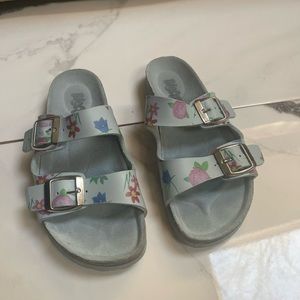 Biscotti sandals